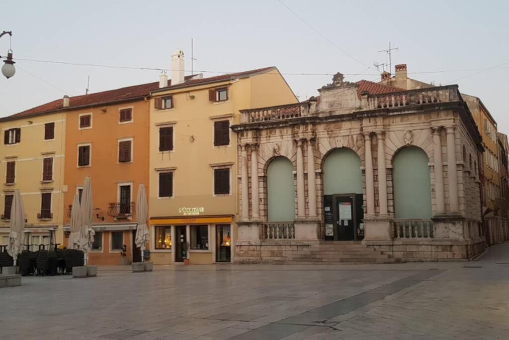 Apartment Kiki, 7Th Floor, With A Sea View, Free Wifi, For 2 Persons Zadar Extérieur photo
